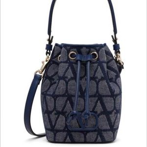Valentino Bucket bag
